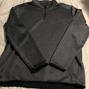 Men’s Oakley 3/4 zip- XL